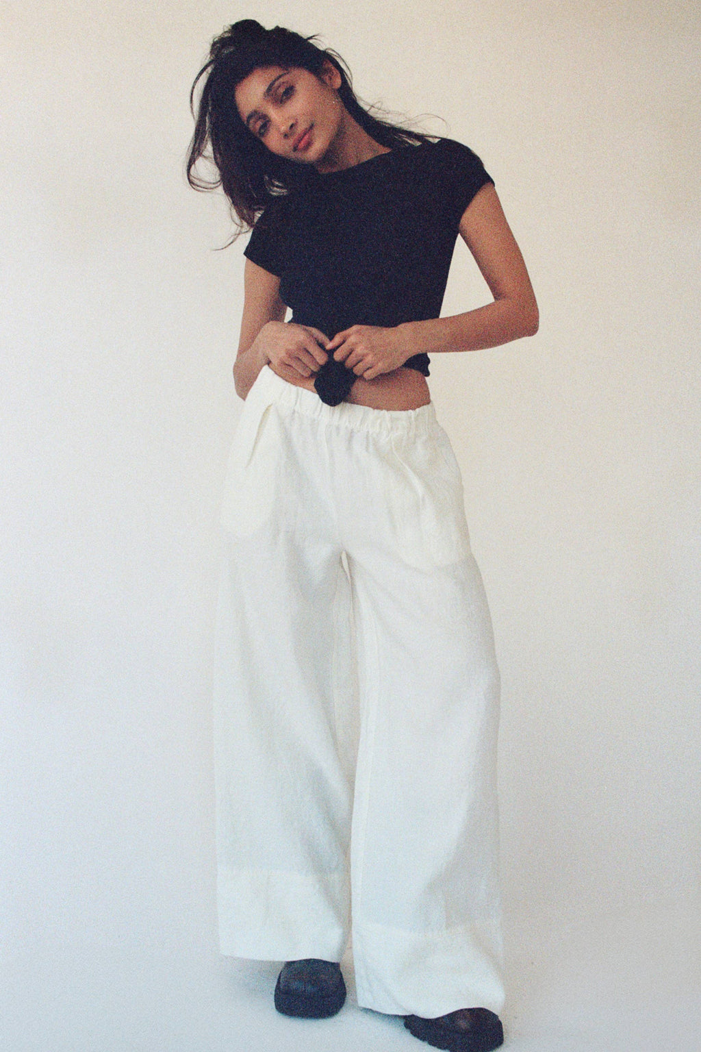 Linen Simple Pant: Black / M