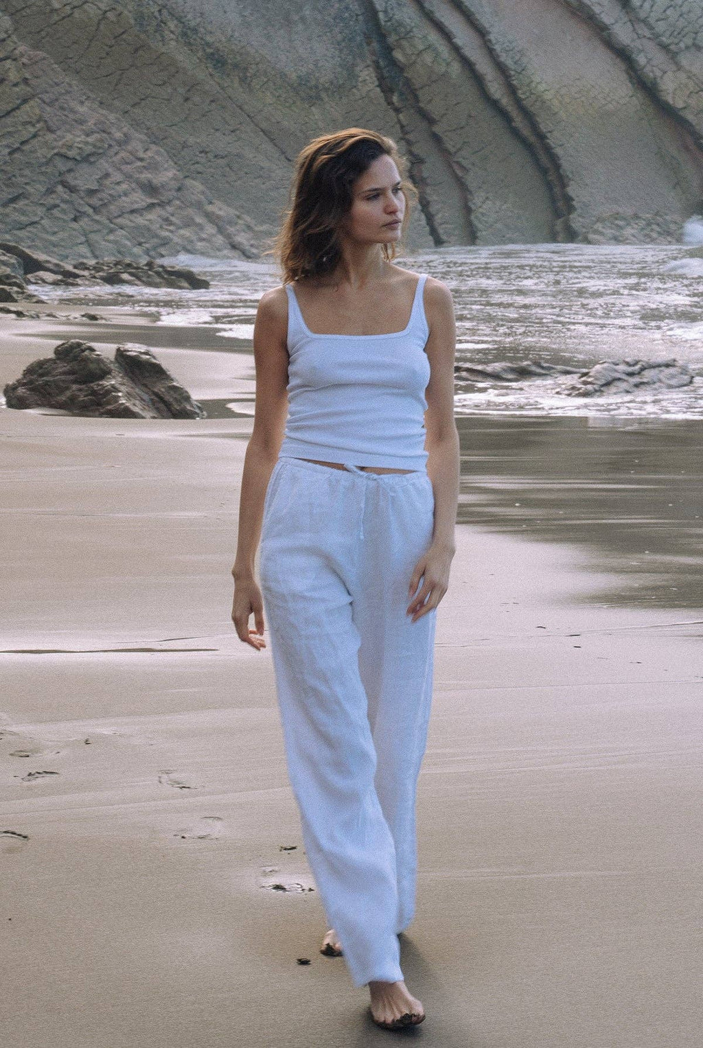 Linen Drawstring Pant: Black / S