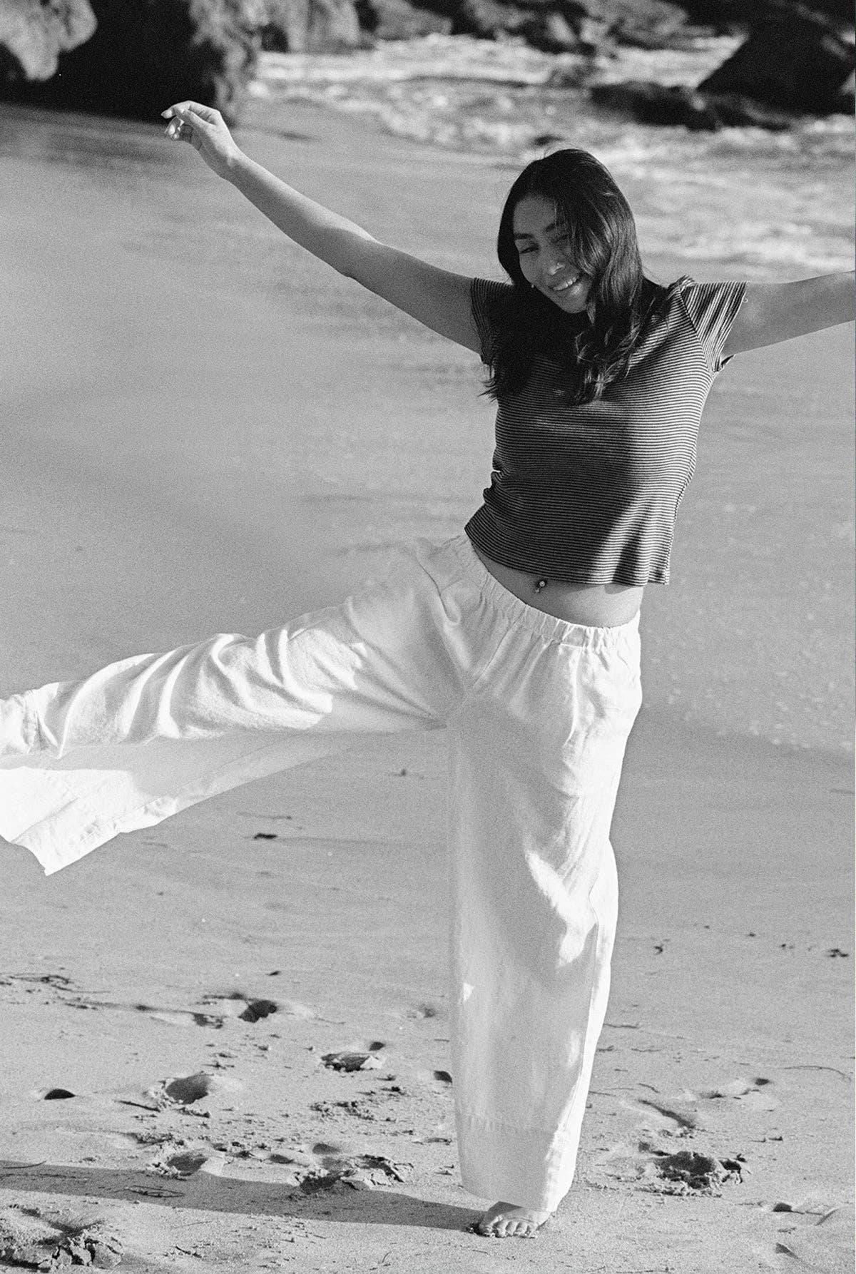 Linen Simple Pant: White / M